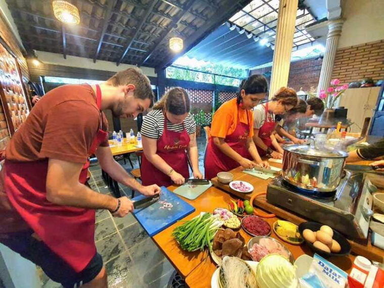 home-cooking-class-and-dinner-with-local-chef-in-hue-city