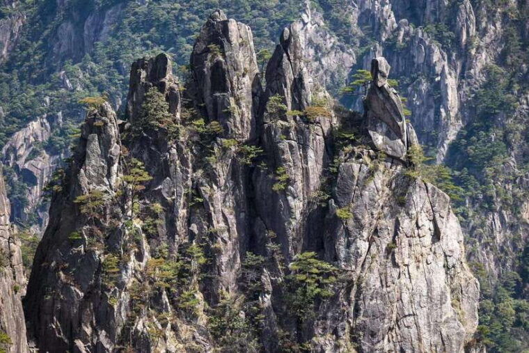 huangshan-mountain-top-day-trip-with-cable-car-and-pickup