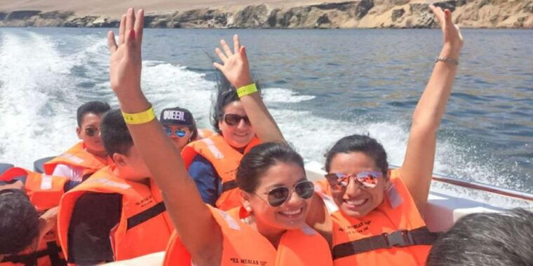 islas-ballestas-boat-tour-the-galapagos-of-peru