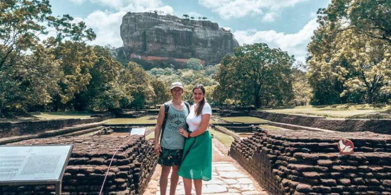 kalutara-from-sigiriya-lion-rock-and-dambulla-day-tour