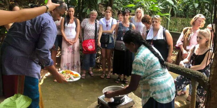 kandy-to-ambuluwawa-tower-day-tour