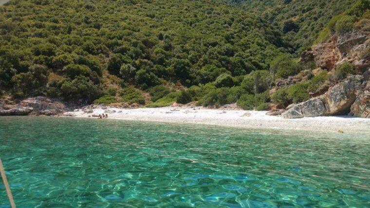 kefalonia-ithaca-cruise-from-poros-port-with-swim-stops
