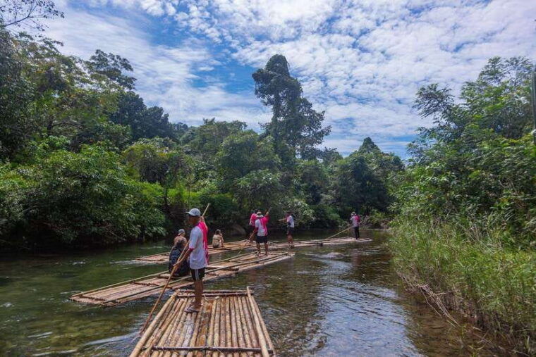 khao-lak-half-day-bamboo-rafting-tour-with-lunch