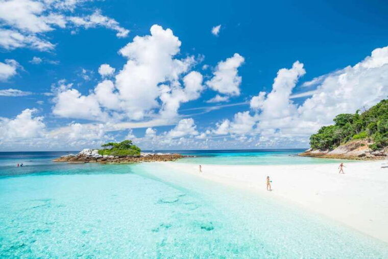 khao-lak-premium-tour-to-racha-islands-with-snorkel-lunch