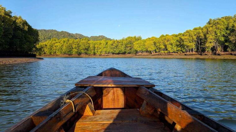 koh-lanta-romantic-sunrise-private-gondola-tour