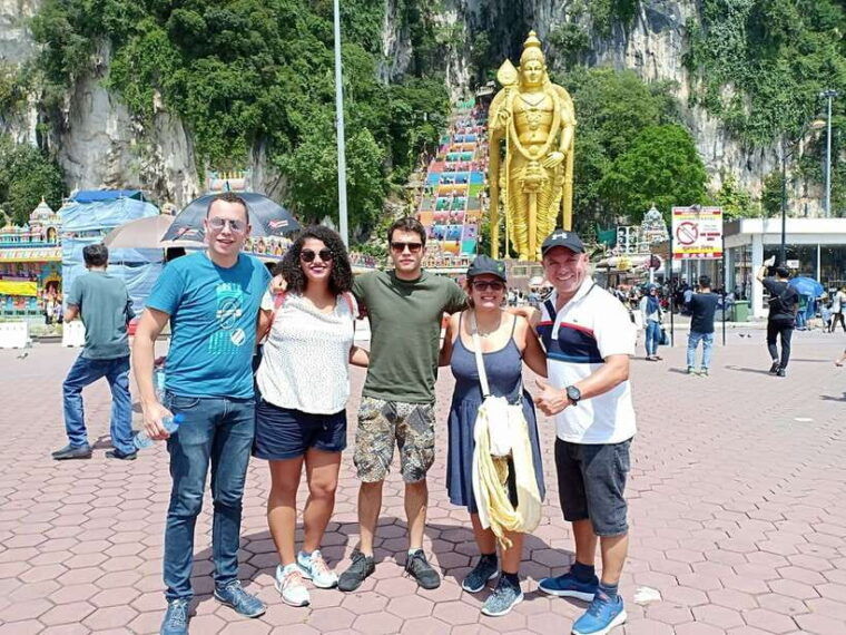 kuala-lumpur-private-tour-to-genting-highland-batu-caves