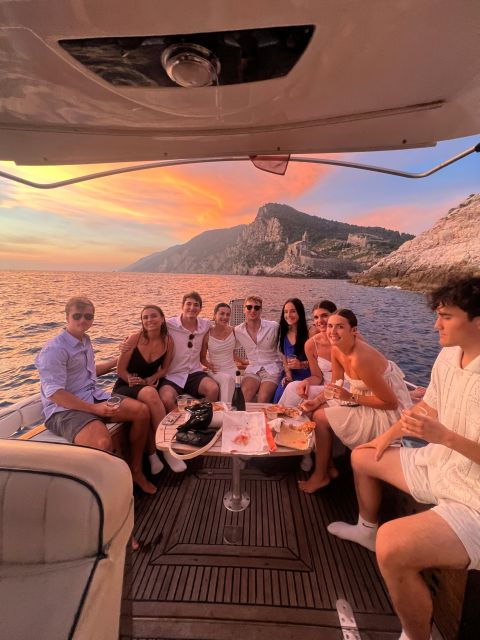 la-spezia-sunset-boat-tour-with-aperitif-and-snacks