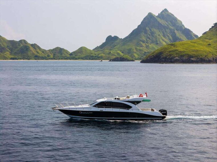 labuan-bajo-komodo-national-park-full-day-speedboat-tour