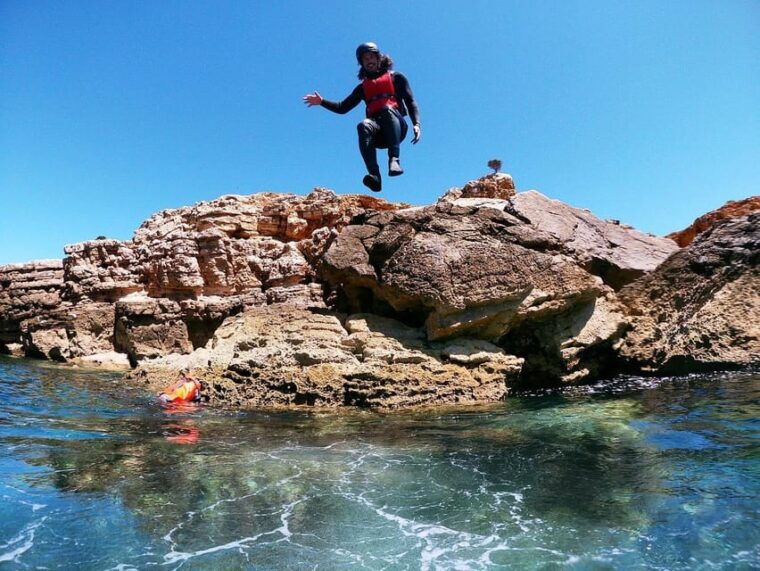 lagos-algarve-coasteering-and-snorkeling-adventure