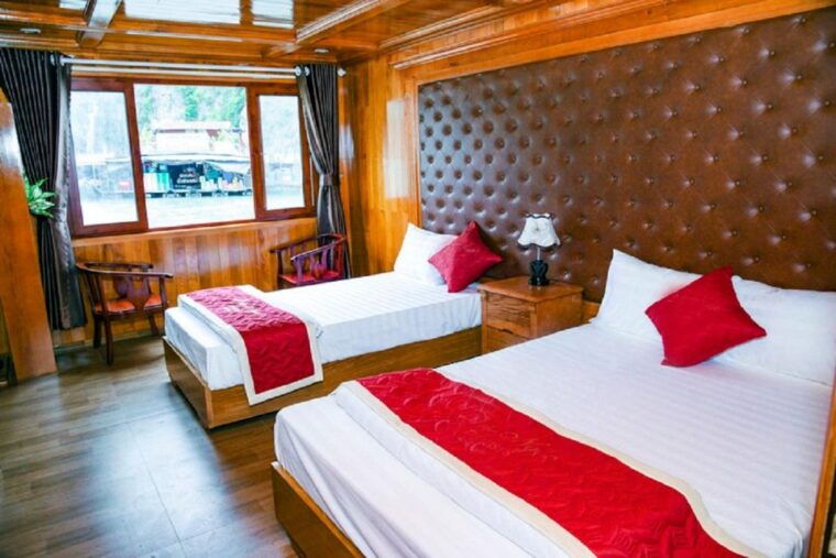 lan-ha-bay-viet-hai-village-boutique-cruise