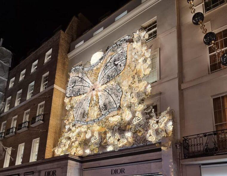 london-christmas-lights-guided-walking-tour-3