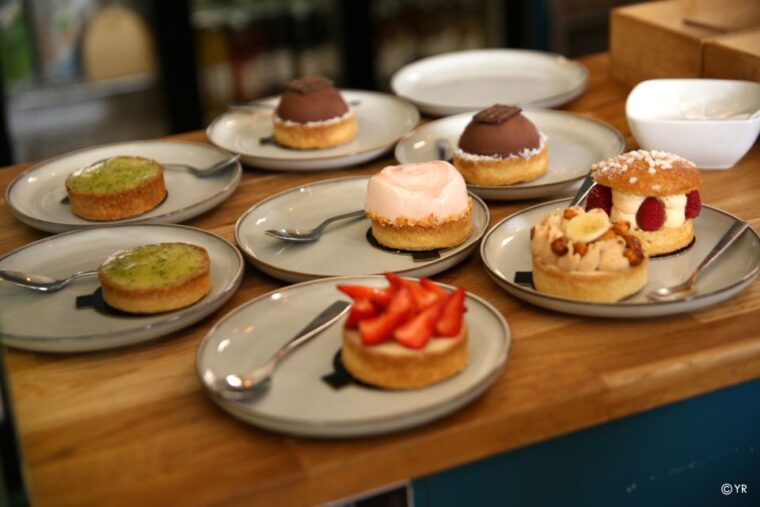 lyon-croix-rousse-district-vegan-food-tour-with-tastings