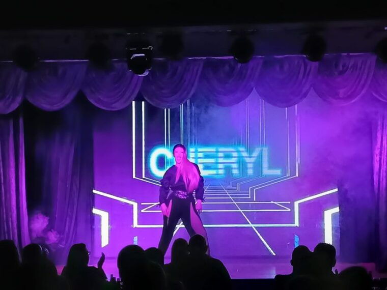 marmaris-talk-of-the-town-dinner-show-with-pickup