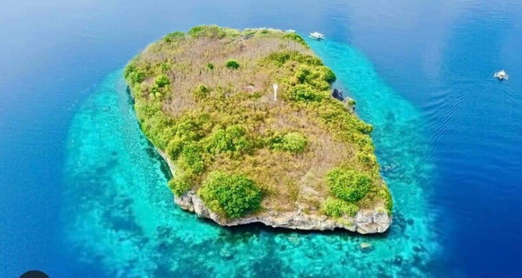 moalboal-scuba-diving-and-pescador-island-hopping
