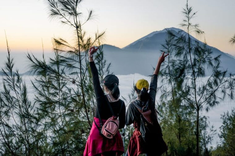 mount-batur-trekking-meet-at-the-starting-point