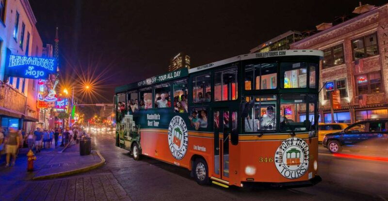 nashville-music-city-nighttime-trolley-tour