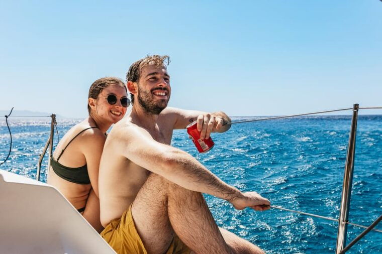 naxos-paros-sailing-cruise-with-food-and-drinks