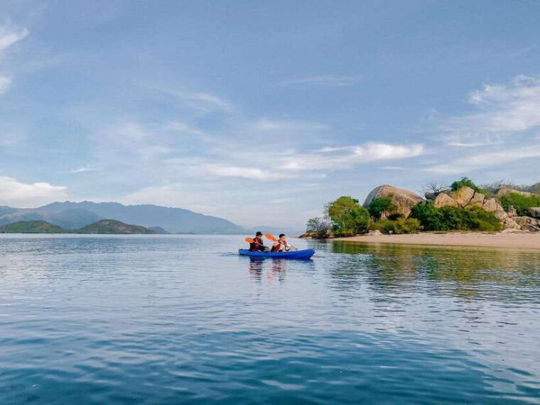 nha-trang-city-sightseeing-tour-nha-phu-bay-monkey-island