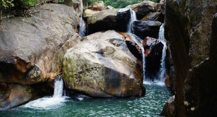 nha-trang-half-day-trip-to-ba-ho-waterfall-2