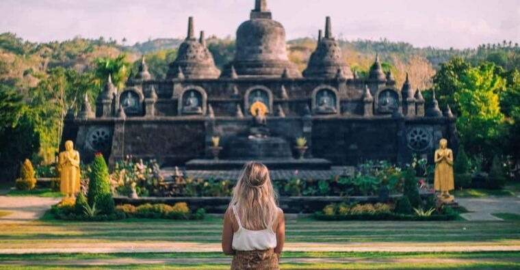 north-bali-buddhist-temple-banyumala-waterfall-ulun-danu