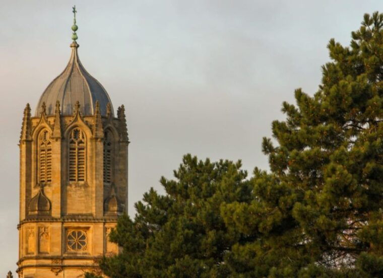 oxford-alumni-led-walking-tour-w-new-college-entry-option