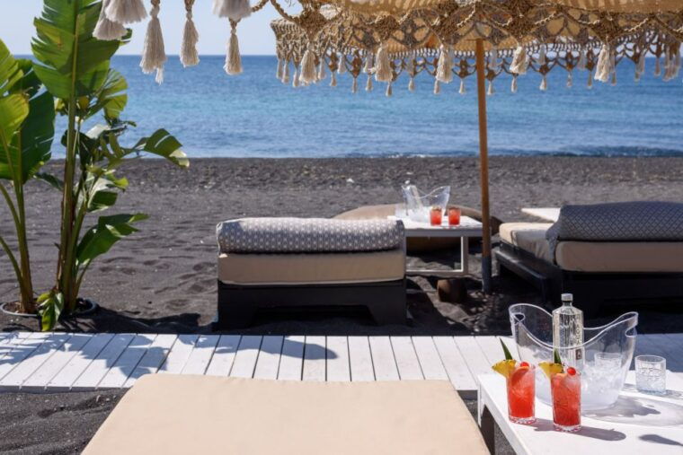 perivolos-beach-sun-bed-experience-fortyone-bar-restaurant