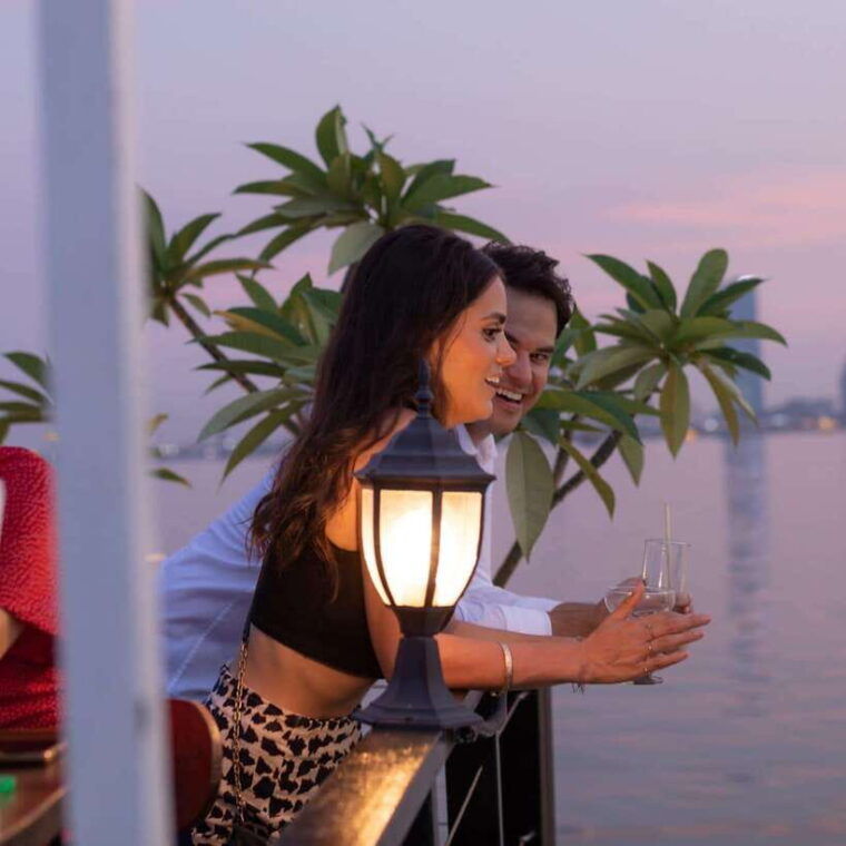phnom-penh-sunset-cruise-tour-enjoy-and-relaxing