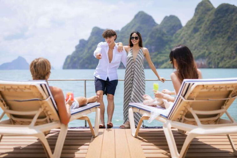 phuket-phang-nga-bay-lunch-and-dinner-sunset-party-cruise