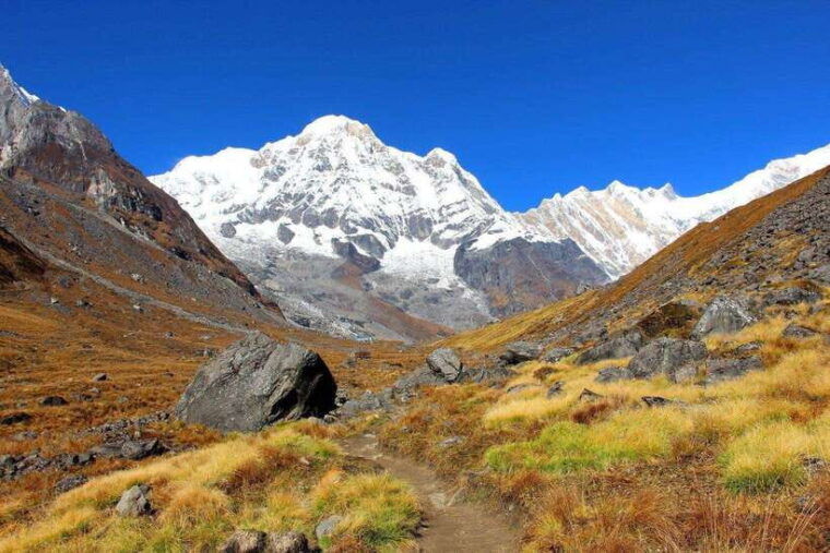 pokhara-9-day-annapurna-base-camp-guided-trek-via-poonhill-2