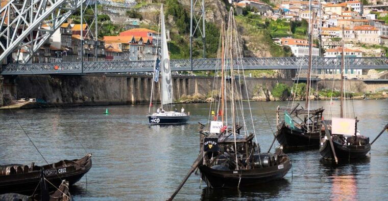porto-douro-river-cruise-sunny-day-peaceful-sunset