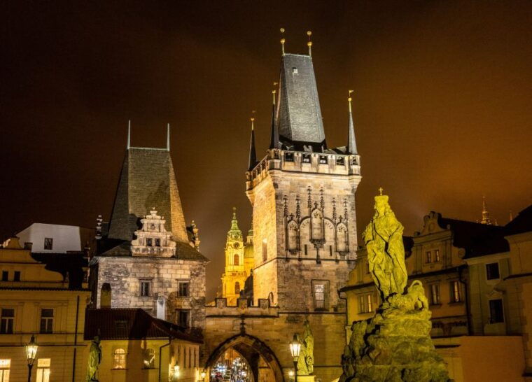 prague-one-prague-tour-with-local-food-beer