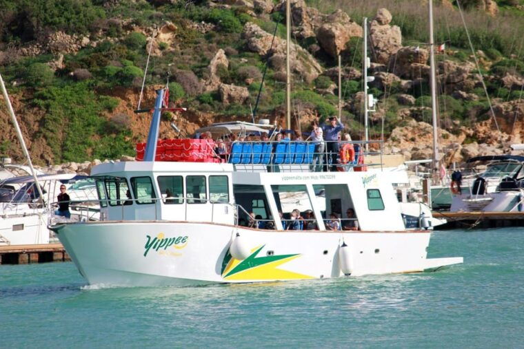 private-boat-charter-comino-parts-of-gozo