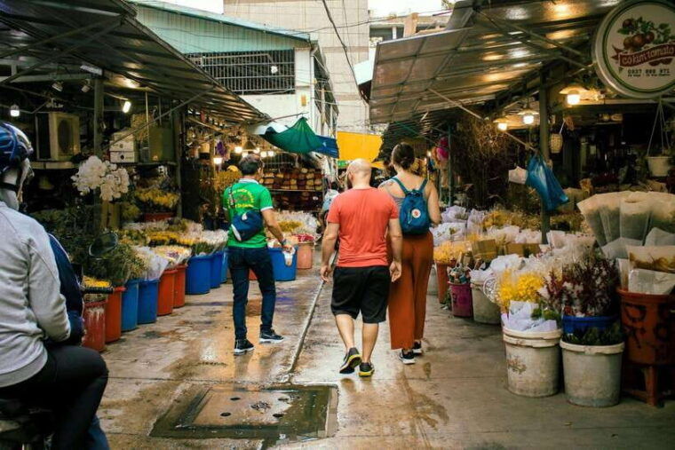 private-saigon-history-hidden-gems-scooter-sightseeing-tour