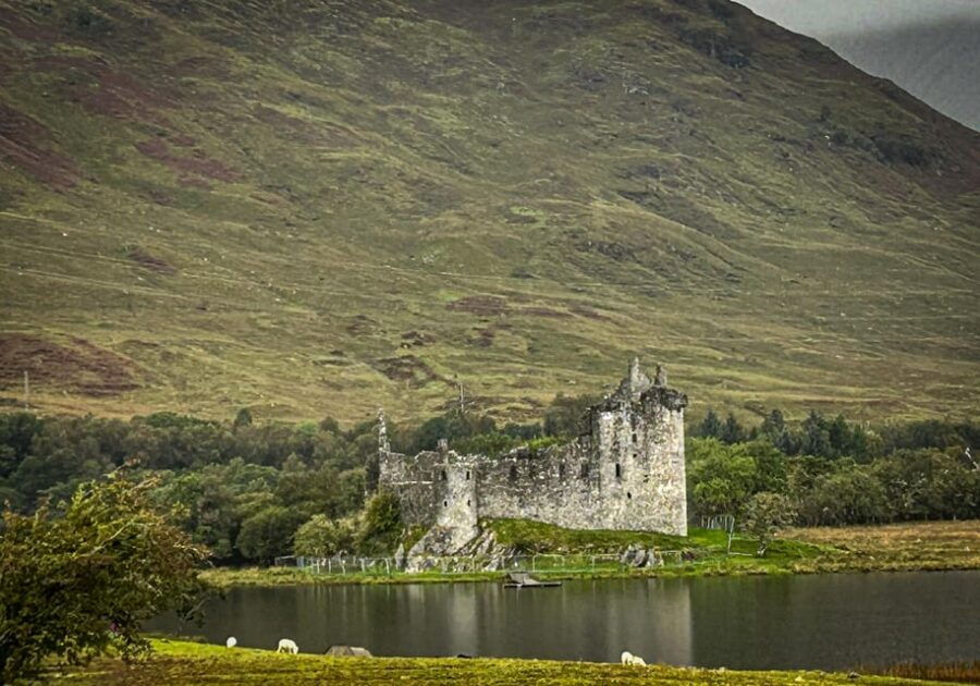 private-tour-of-highlands-lochs-castles-from-stirling