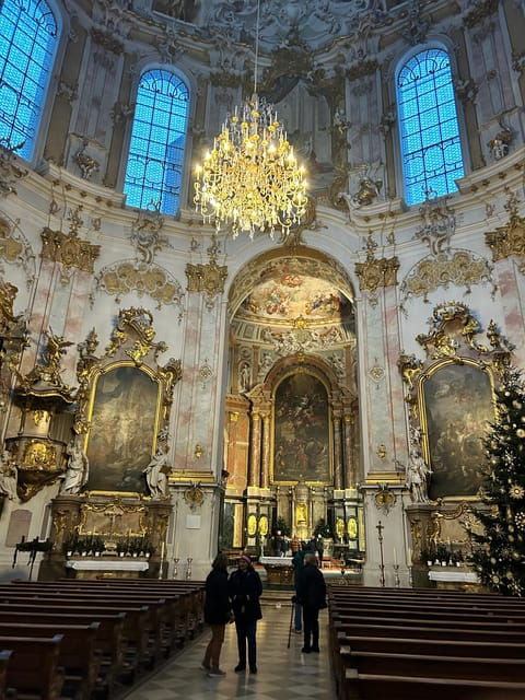 private-tour-to-neuschwanstein-castle-from-munich