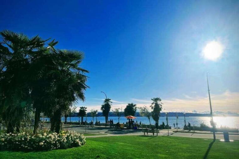 private-vancouver-amazing-highlight-tour-with-chinese-garden