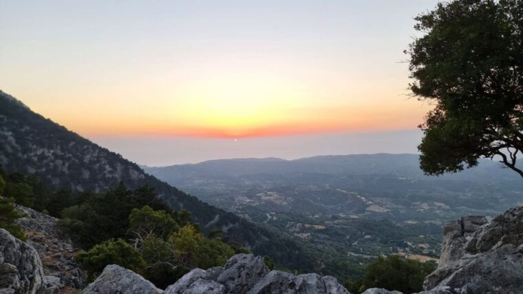 rhodes-salakos-profitis-ilias-hike-with-sunset