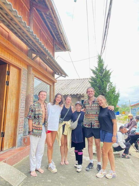 sa-pa-trekking-2d-1n-with-lalas-family