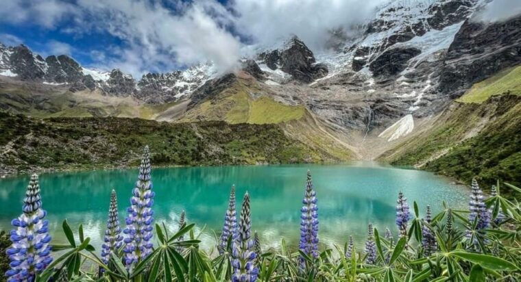 salkantay-trekking-to-machu-picchu-lake-humantay-4d-and-3n