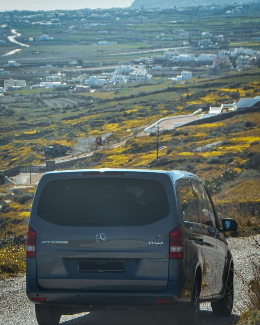 santorini-private-tailor-made-land-tour-with-a-local-driver
