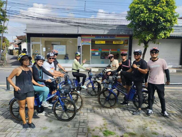 sanur-village-e-bike-tour-family-friendly-adventure