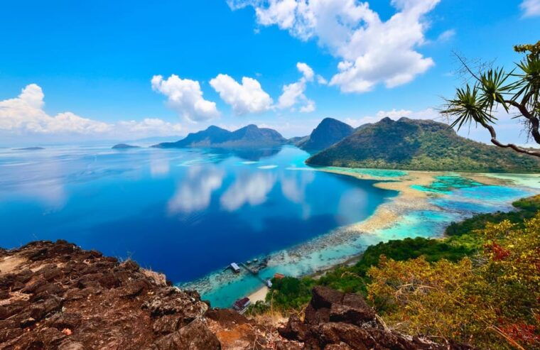 semporna-bohey-3-islands-hike-snorkel-dive-tour-with-lunch