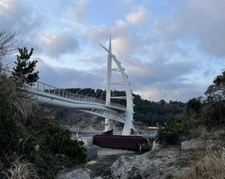 seogwipo-cityin-jeju-island-walking-tours-with-sunset