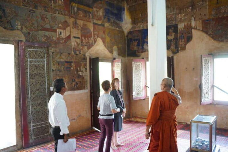 siem-reap-3-hour-behind-the-scenes-tuk-tuk-tour-2
