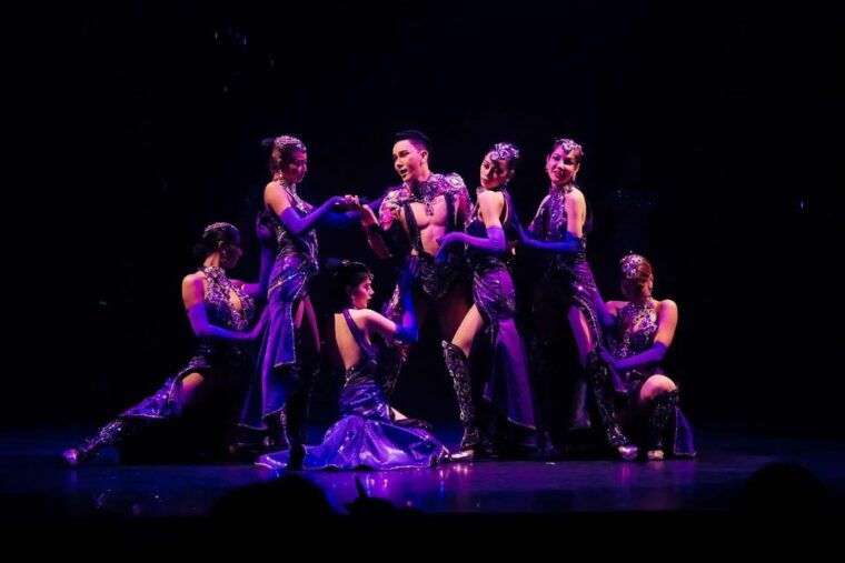 simon-cabaret-phuket-show-included-tickets-and-transfer