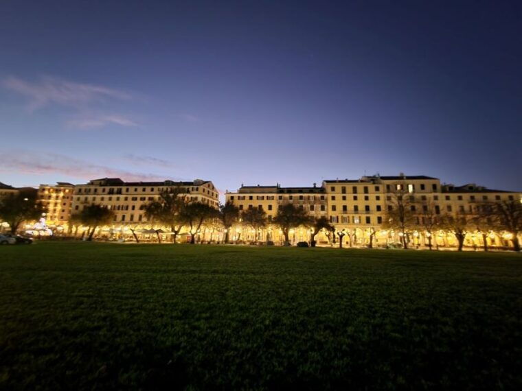 small-group-corfu-evening-walking-tour-with-a-glass-of-wine-3