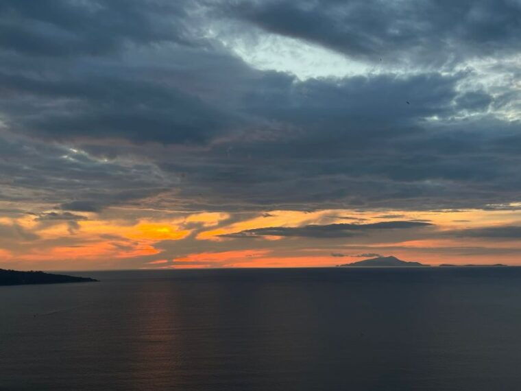 sorrento-private-sunset-cuise-with-prosecco-and-limoncello