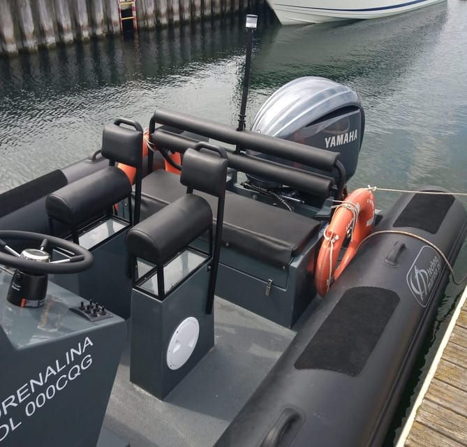 speed-boat-at-the-end-of-the-pier-in-sopot-speed-100-km-h