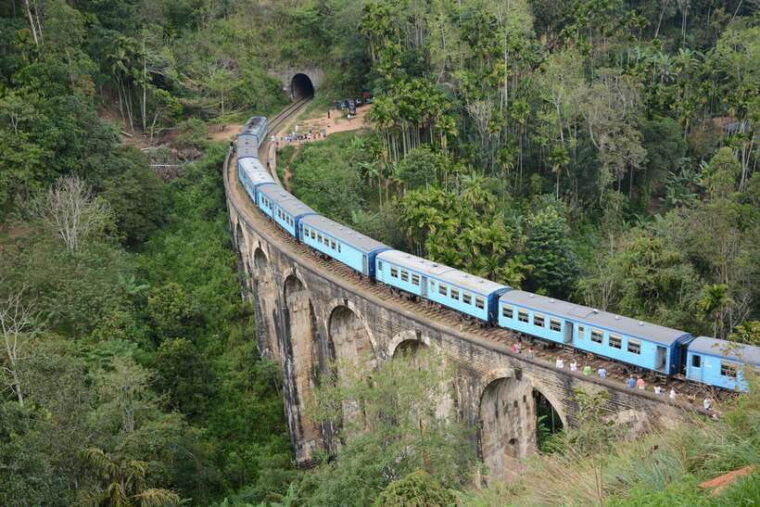 sri-lanka-4-day-tour-ancient-ruins-wildlife-hill-country