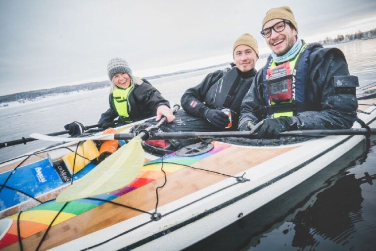 stockholm-winter-archipelago-kayak-tour-with-warm-lunch